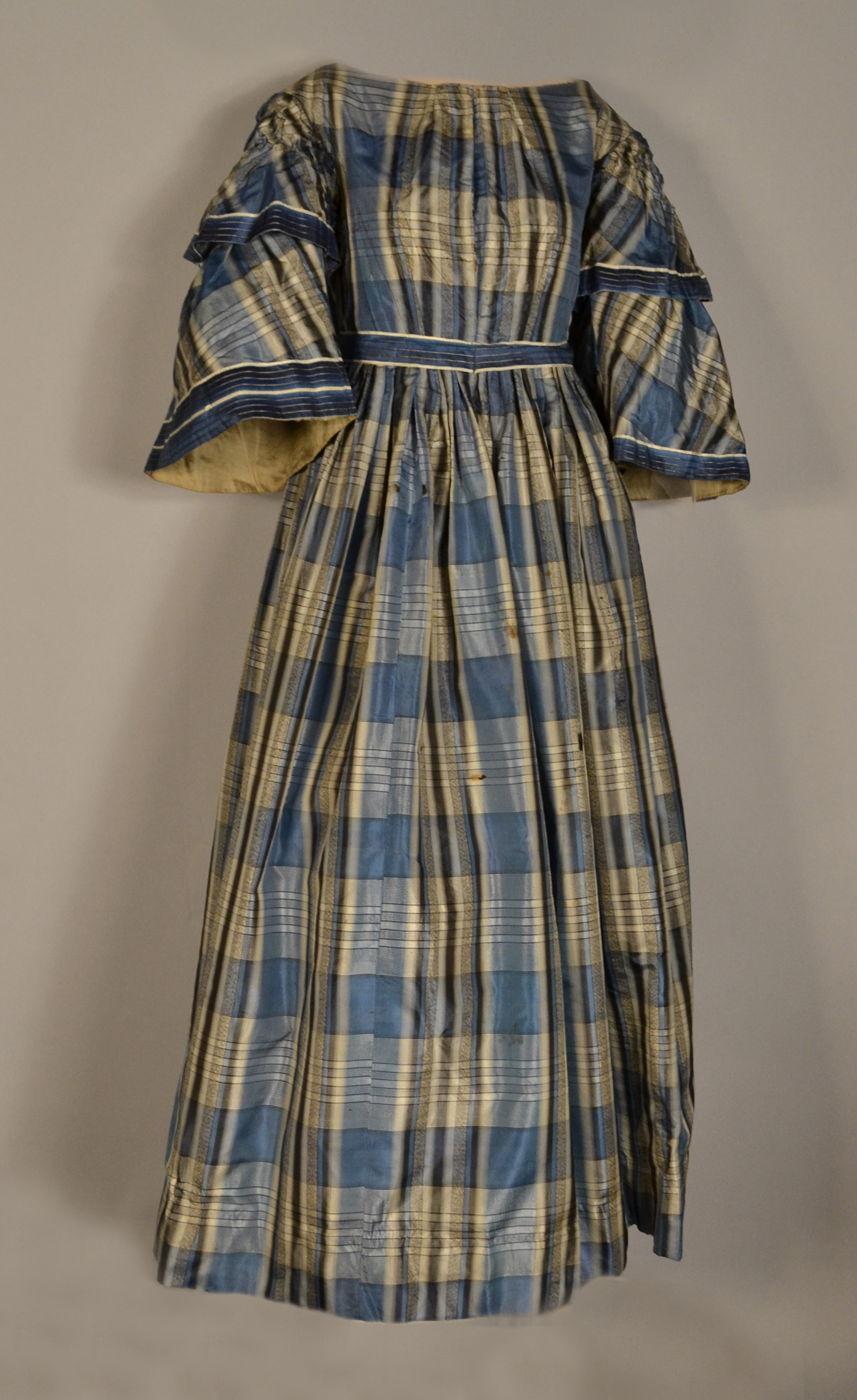 86 a 66 B a front