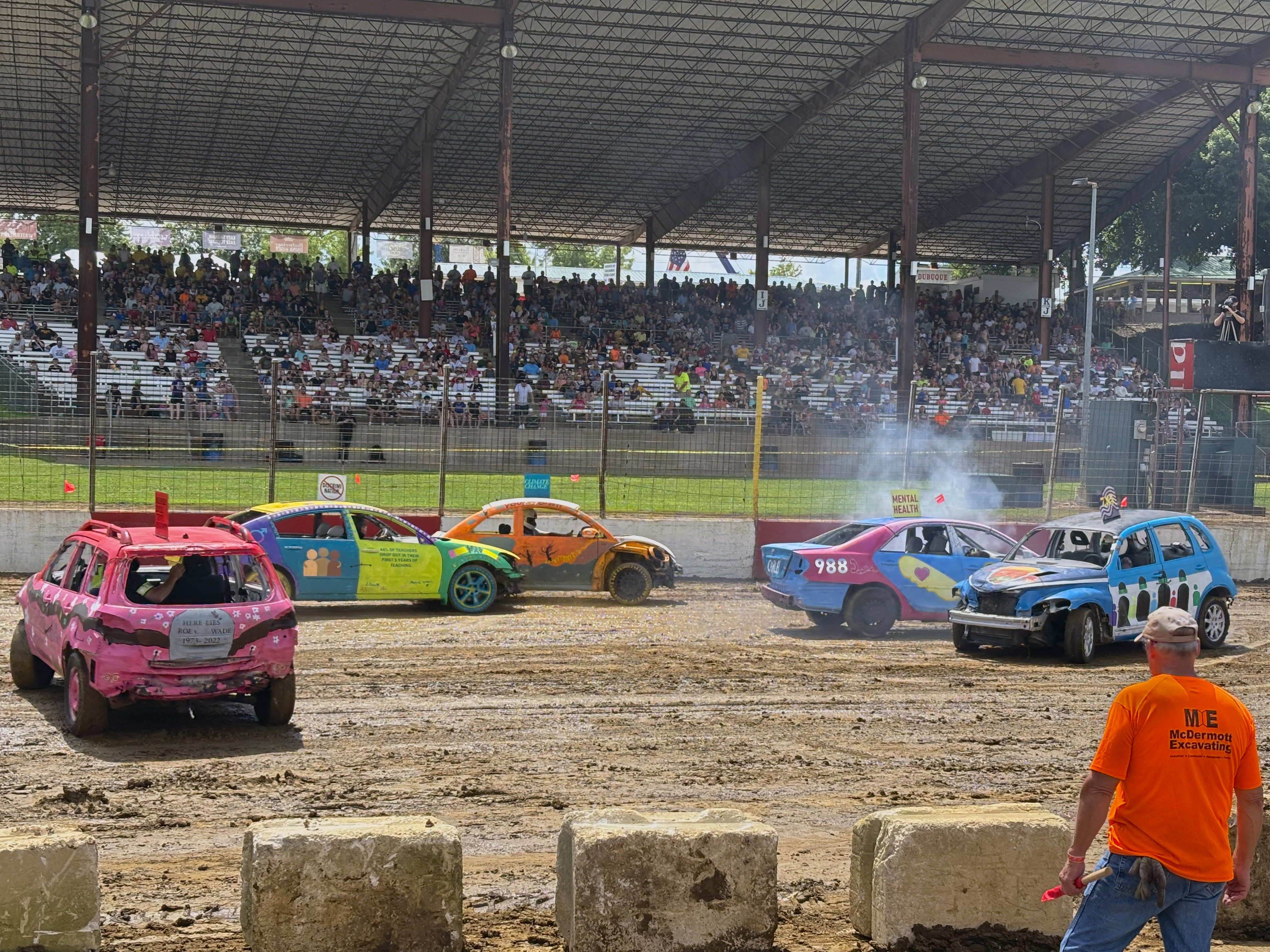 Just Crushing: A Demolition Derby Image