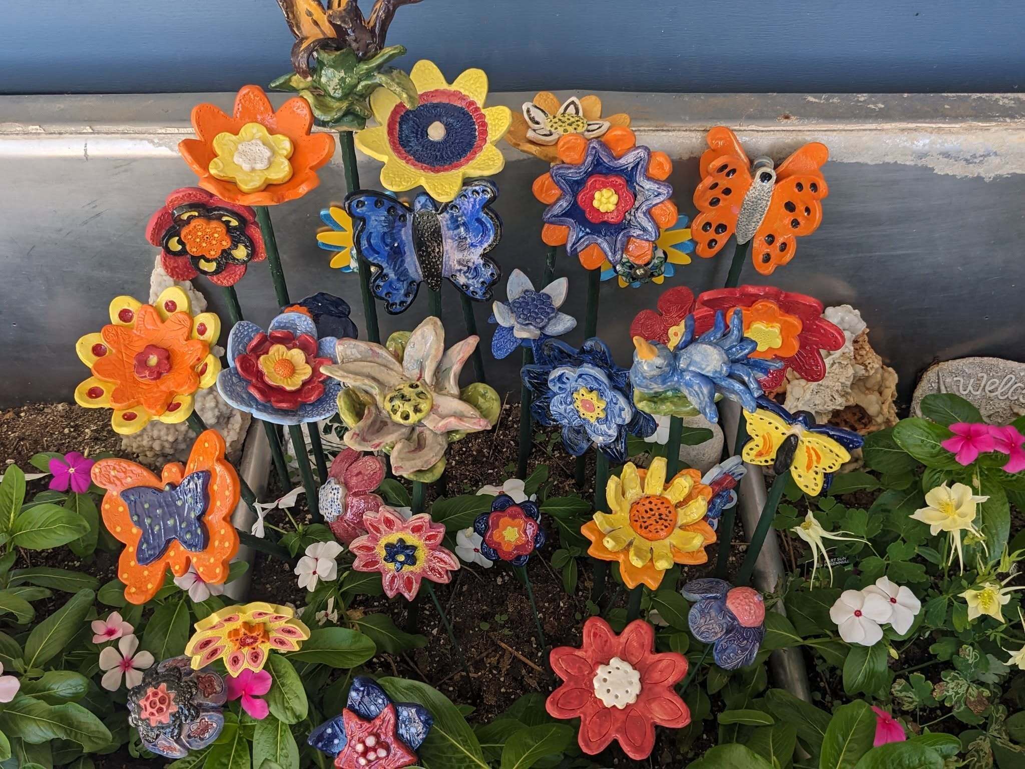 Clay Flowers with Heather Seibel - April 2 (build) and April 16 (glaze) Image