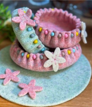 FREE Artist Workshop for Children - Beaded Felt Bowls with Miss Brianna - June 13 Image