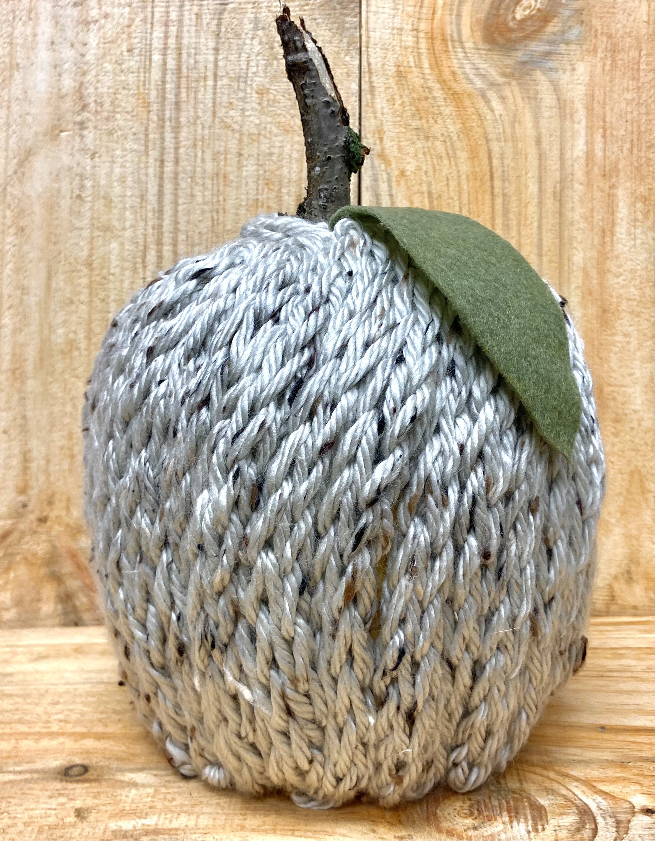 Thursday Night Makerspace - Finger Knit Yarn Pumpkin, October 7 Image